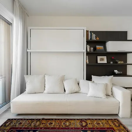 Pastorelli - With Parking - By Halldis Milano